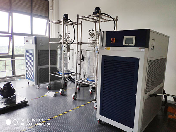 玻璃反應(yīng)釜能耐多少度的高溫？